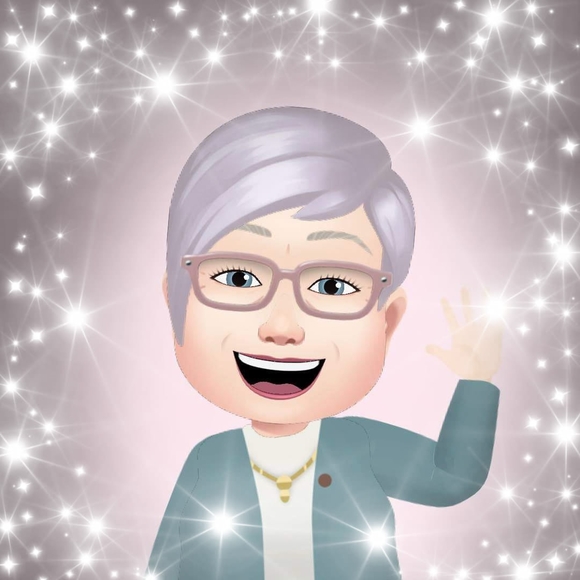 Profile Picture of Mona lee Frisbee (@cmfris50) on Poshmark