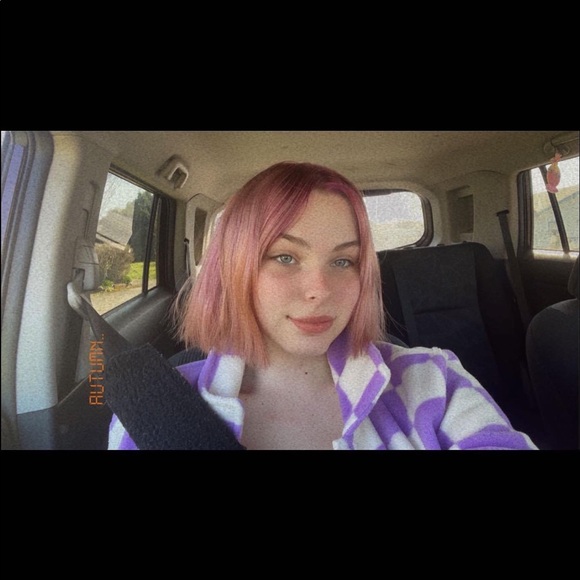 Profile Picture of Autumn Peckham (@peckhamautumn) on Poshmark