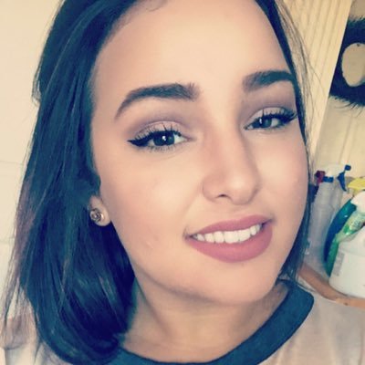 Profile Picture of Rebecca Dupont (@DreamingPisces_) on Twitter