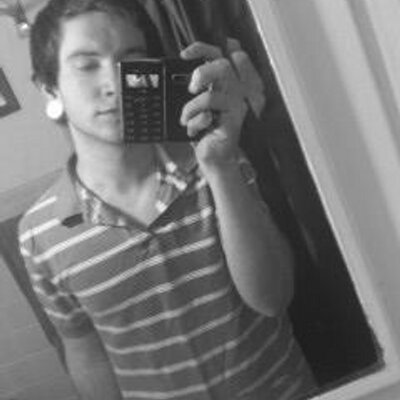 Profile Picture of Dylan Beard (@DylanTHEWildman) on Twitter