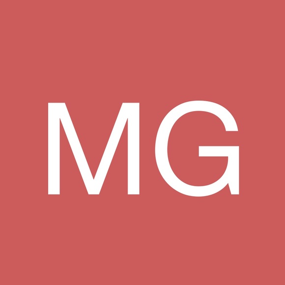 Profile Picture of Mimi Girgis (@mgirgis123) on Poshmark