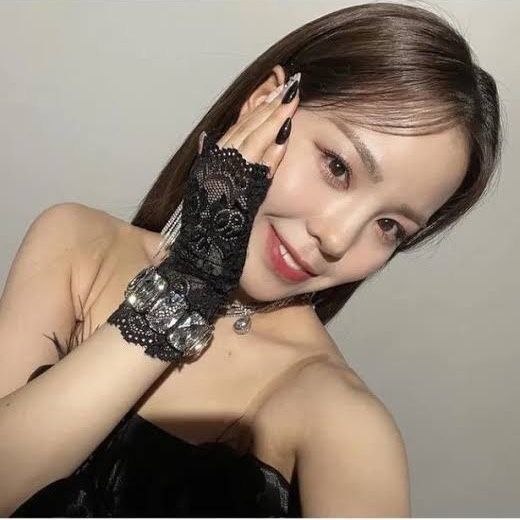 Profile Picture of JuneAndrews (@juneandrewsjtlhotee) on Tiktok