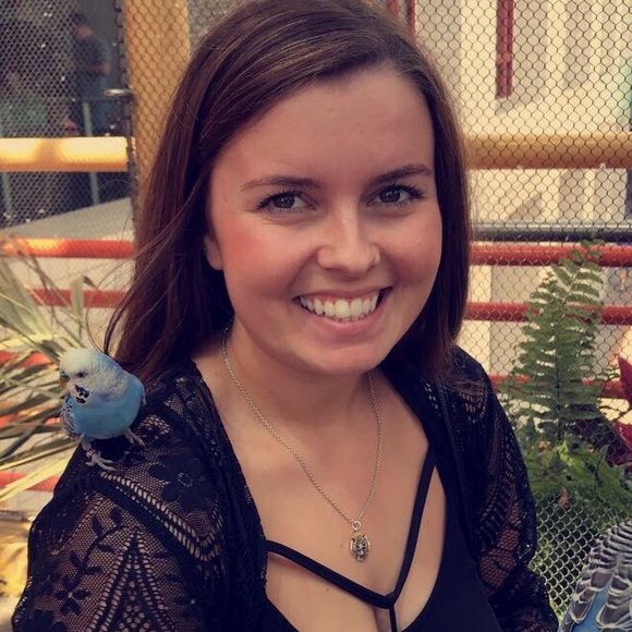 Profile Picture of Tanner Bell (@tannerbell) on Poshmark