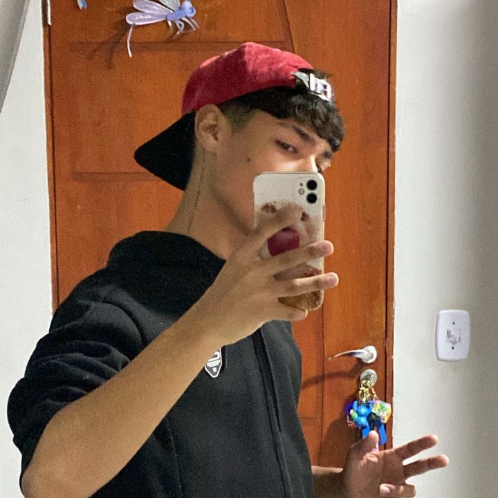 Profile Picture of k e v 🕷️ (@kevinbry__) on Tiktok