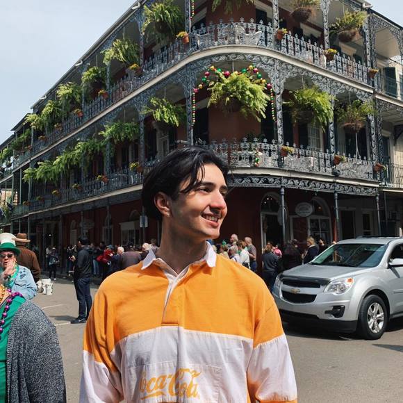 Profile Picture of Michael Cruise (@michael_cruise) on Poshmark