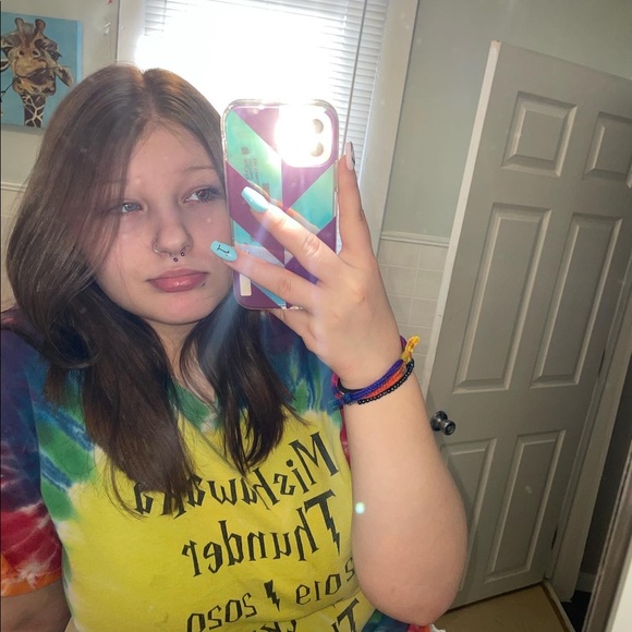 Profile Picture of Madison Mackey (@madisonmacke638) on Poshmark