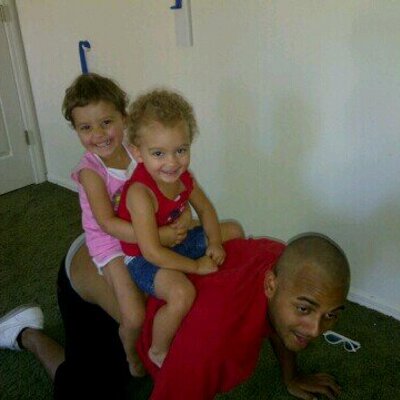 Profile Picture of Joseph Fludd (@happydad365) on Twitter