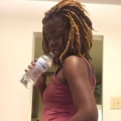 Profile Picture of Candice Capone (@CaponeCandice) on Twitter