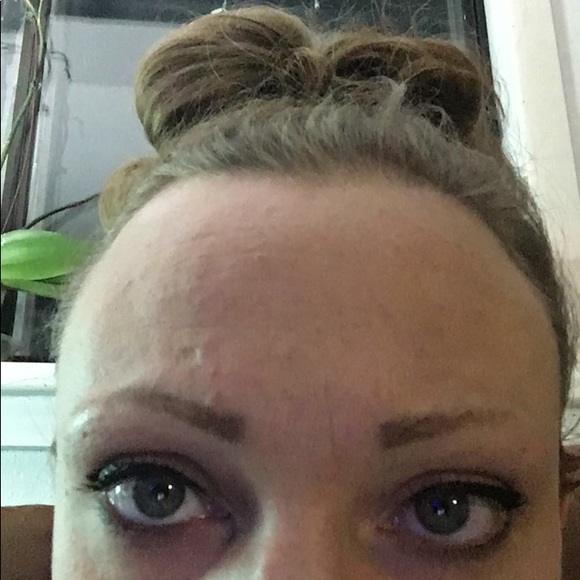 Profile Picture of Tars Heinnze (@heinzetara) on Poshmark