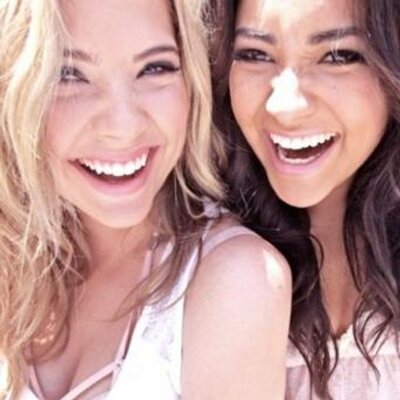 Profile Picture of Lindsay Chase (@linds_chase) on Twitter