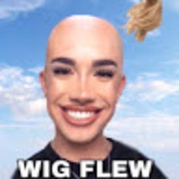 Profile Picture of Mia Downie (@miadownie) on Poshmark
