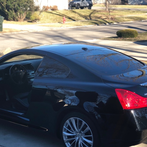 Profile Picture of Alexander Garcia (@ganzoq60) on Poshmark