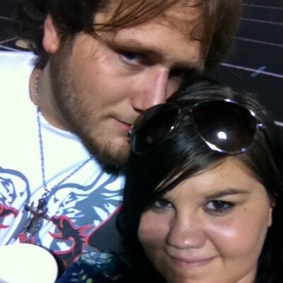 Profile Picture of Ashlee Hooks (@AshleeHooks) on Twitter