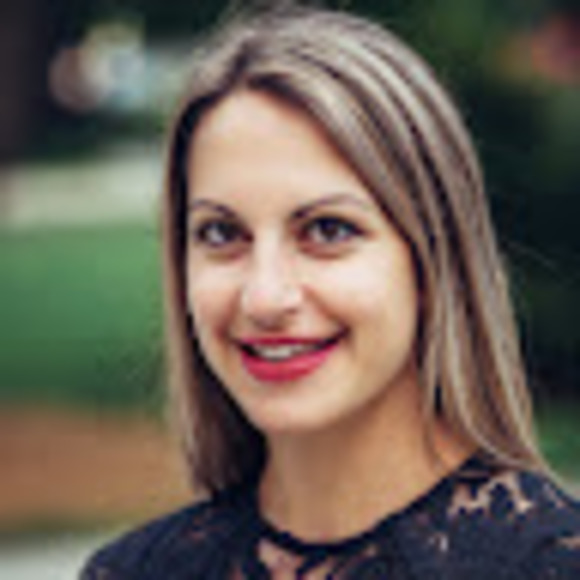 Profile Picture of Natalie Cervini (@nataliecervini) on Poshmark