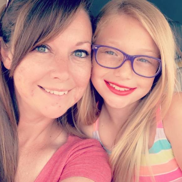 Profile Picture of Jessica Thornsbury (@jthornsbury) on Poshmark