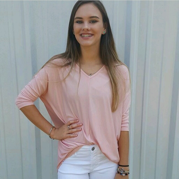 Profile Picture of Libby Leager (@libbyleager) on Poshmark