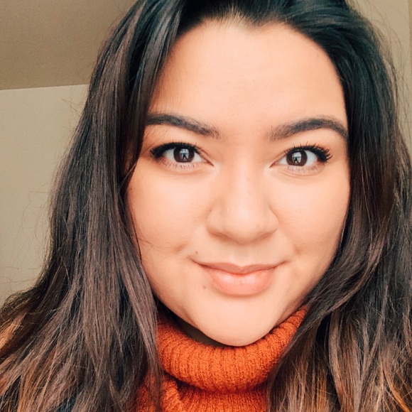 Profile Picture of Morgan courtney Kulessa (@mrgnprnts) on Poshmark