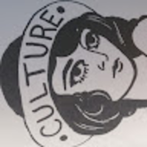 Profile Picture of Paige Cano (@tteokbokki_bb) on Poshmark