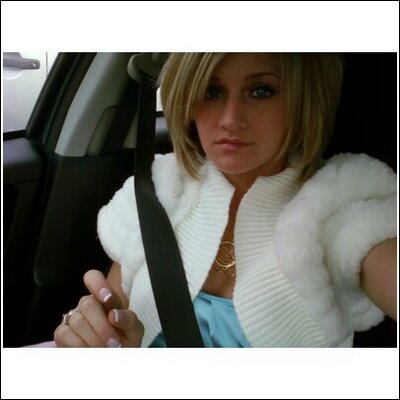 Profile Picture of Amanda Tobin (@toby6987) on Twitter