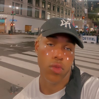 Profile Picture of Breel 🤮 (@vjntagejp) on Twitter