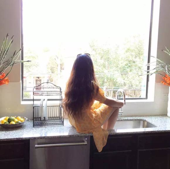 Profile Picture of Wen Wu (@wuwen1990) on Poshmark