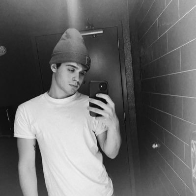 Profile Picture of Daniel Waybright (@DanielWaybrig13) on Twitter