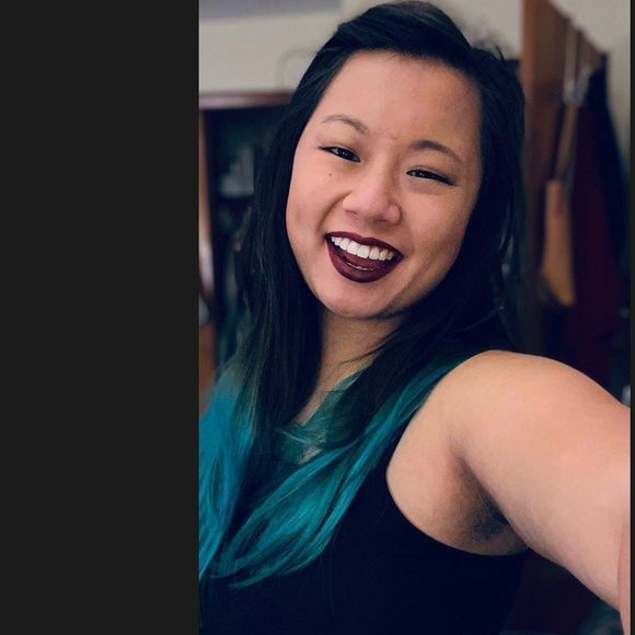 Profile Picture of Emma Tackman (@ecat04) on Poshmark