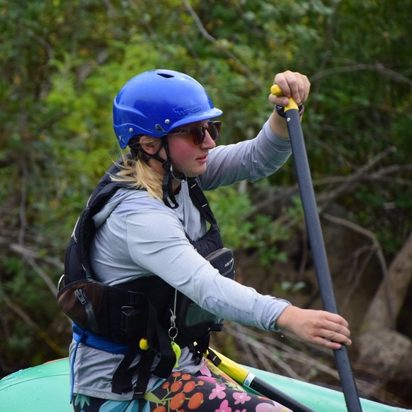 Profile Picture of Elsa Toskey (@elsakatrina) on Poshmark