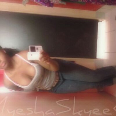 Profile Picture of Myesha S. Smith (@MyeshaSkyee) on Twitter