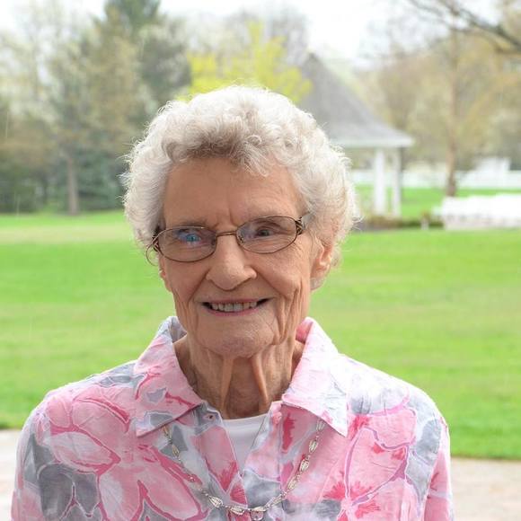 Profile Picture of Lucille Meska (@lucillemeska) on Poshmark