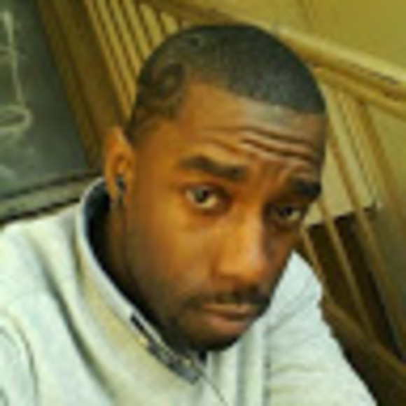 Profile Picture of Dwayne Richardson (@dwaynerichar903) on Poshmark