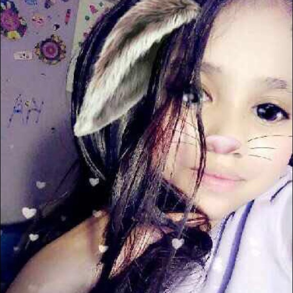 Profile Picture of Katherine Aguirre (@katherinecxx) on Poshmark