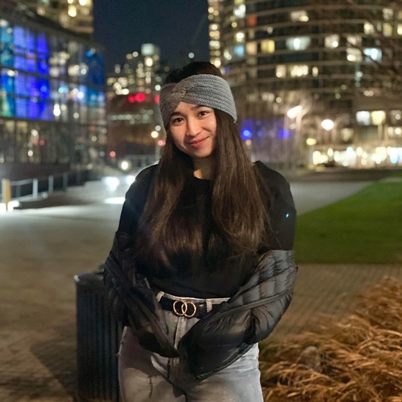 Profile Picture of Darylle joyce Duya (@darylle_duya) on Poshmark