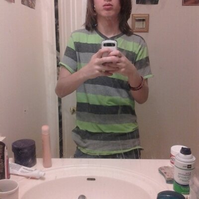 Profile Picture of Robert Rountree (@robert1998alex) on Twitter