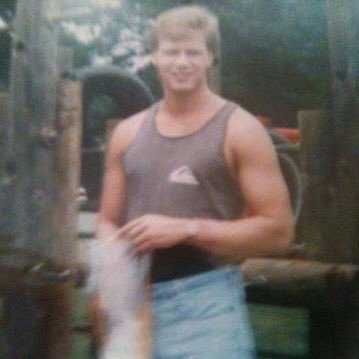 Profile Picture of Tony Collum (@TonyCollum12) on Twitter