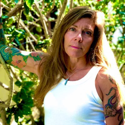 Profile Picture of Carolyn Ejnes (@CEjnes) on Twitter