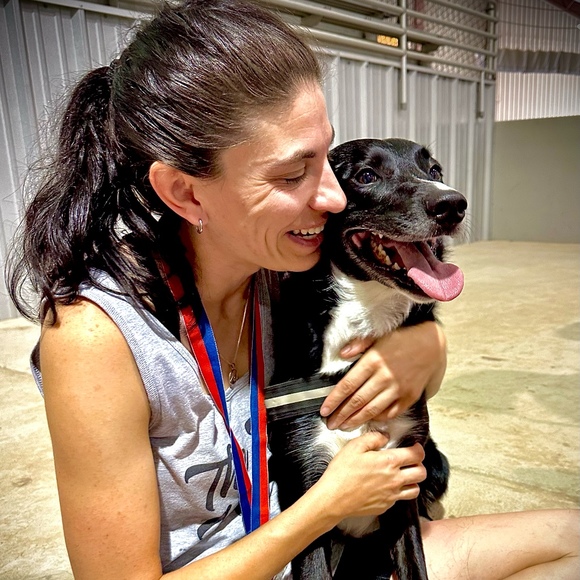 Profile Picture of Rachel Downs (@wilderdogs) on Poshmark