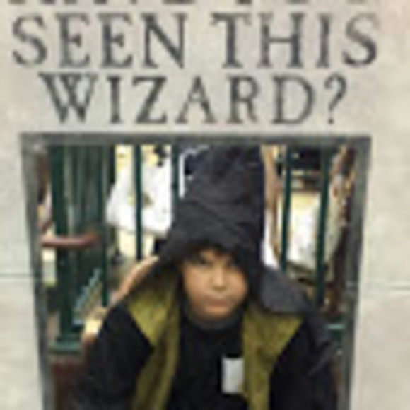 Noah Emmitt - Poshmark Profile Picture of Noah Emmitt (@noskat3) on Poshmark