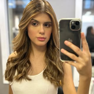 Profile Picture of Paula Neto (@_paulaneto) on Instagram