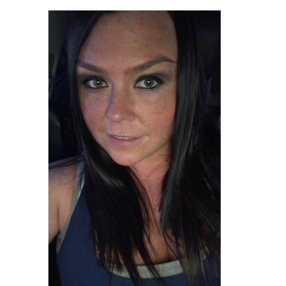 Profile Picture of Loranda Chandler (@lorandachandler) on Poshmark