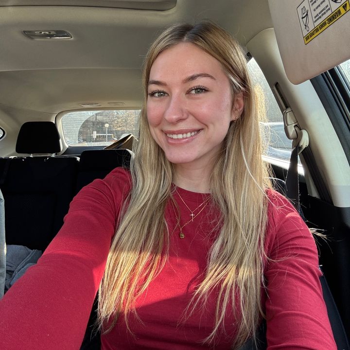 Profile Picture of Christina (@@christinaa.gordon) on Tiktok