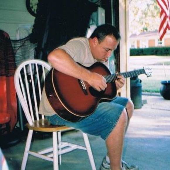 Profile Picture of Martin Lester (@tmonkey50) on Poshmark