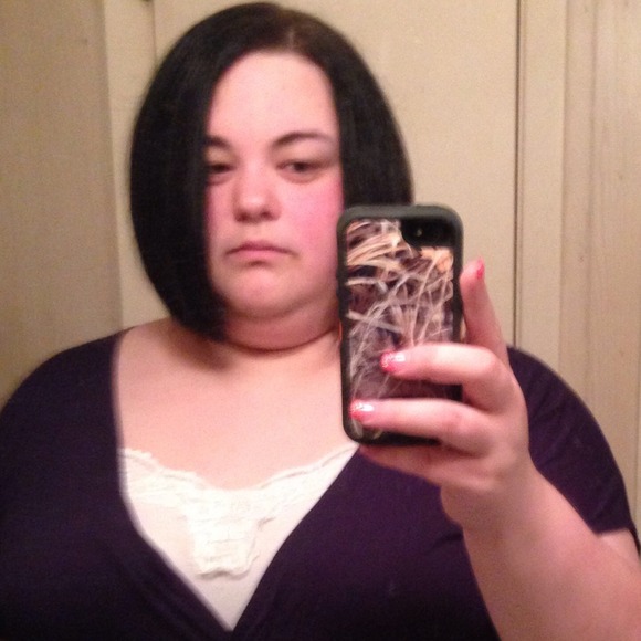 Profile Picture of Meg Moore (@meg62) on Poshmark