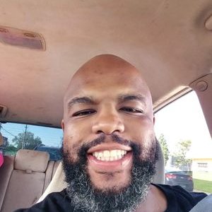 Profile Photo of Emmett Johnson (@mistersm00th) on Twitter