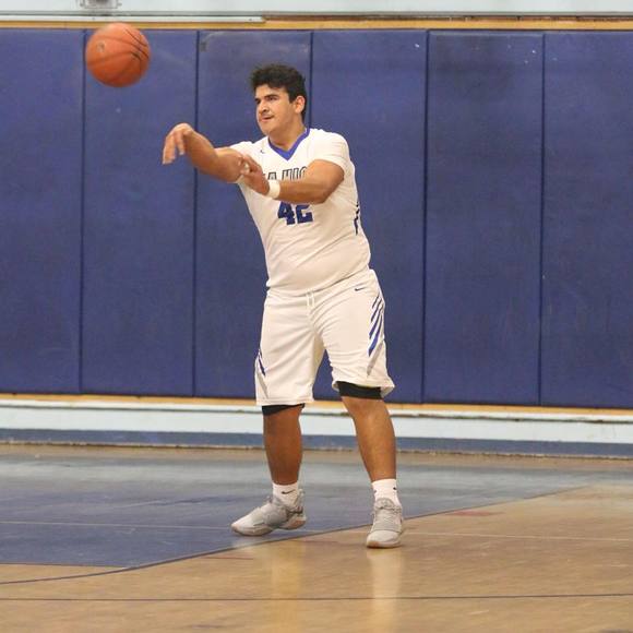 Profile Picture of Randy Duran (@randy_duran) on Poshmark