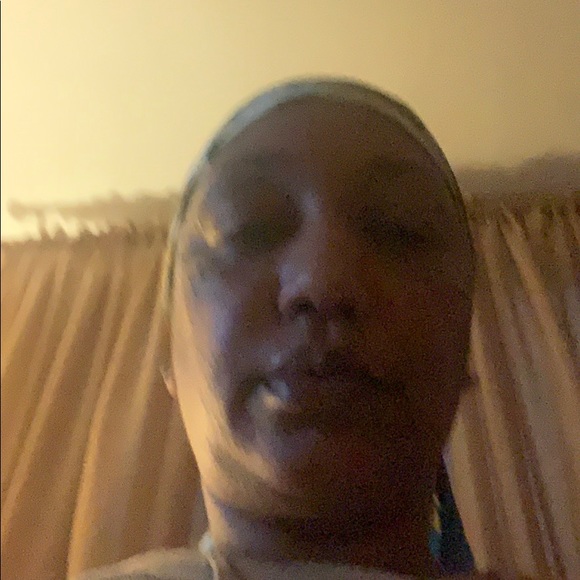Profile Picture of Joia Perry-johnson (@joiajohnson74) on Poshmark