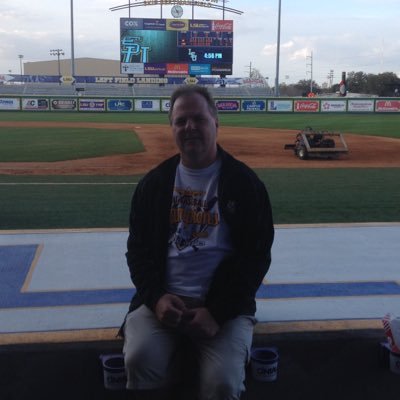 Profile Picture of John Valek (@JohnValek) on Twitter