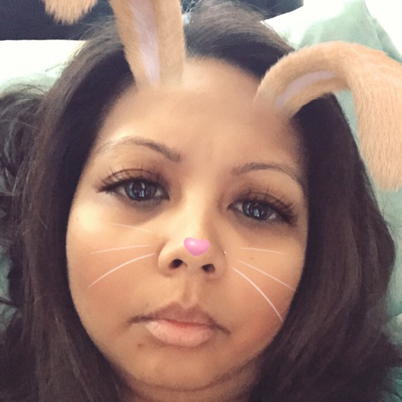 Profile Picture of Joan Patterson (@jarceo35) on Poshmark