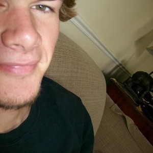 Profile Picture of Christopher Thomas (@chris_n_chicks) on Myspace