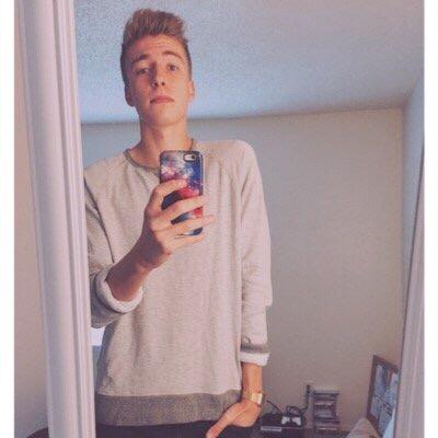 Profile Picture of Taylor Baxter (@itsTayIorBaxter) on Twitter